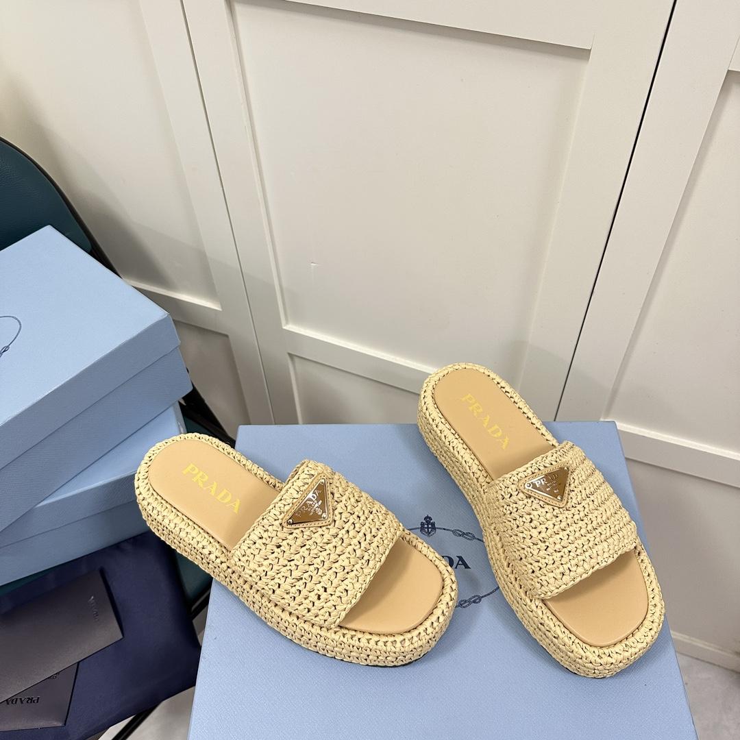 Prada Crochet Flatform Slides - EUR FASHION