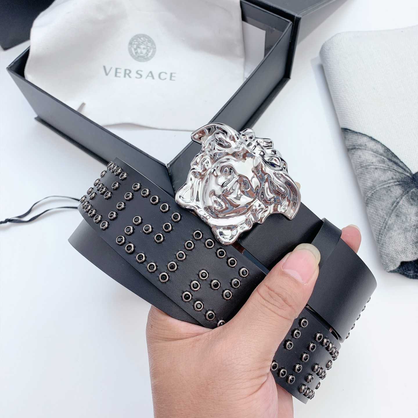 Versace Medusa Leathre Belt    40mm - EUR FASHION