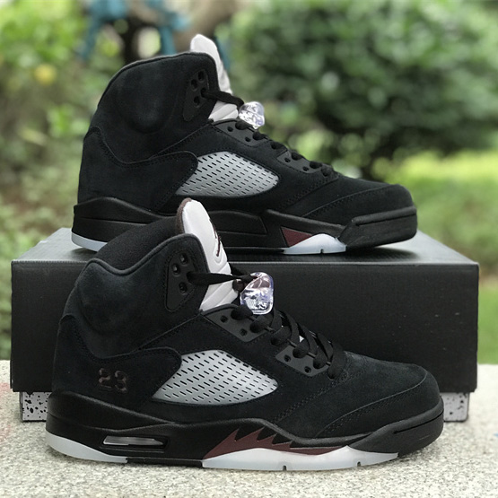 A Ma Maniére x Air Jordan 5 “Black” Sneakers      FD1330-001  - EUR FASHION