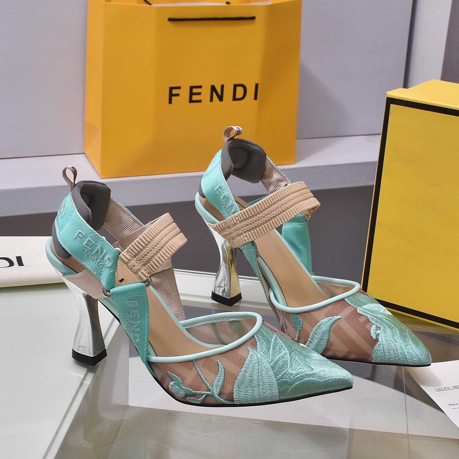 Fendi Colibrì Beige Mesh High-heeled Slingbacks - EUR FASHION