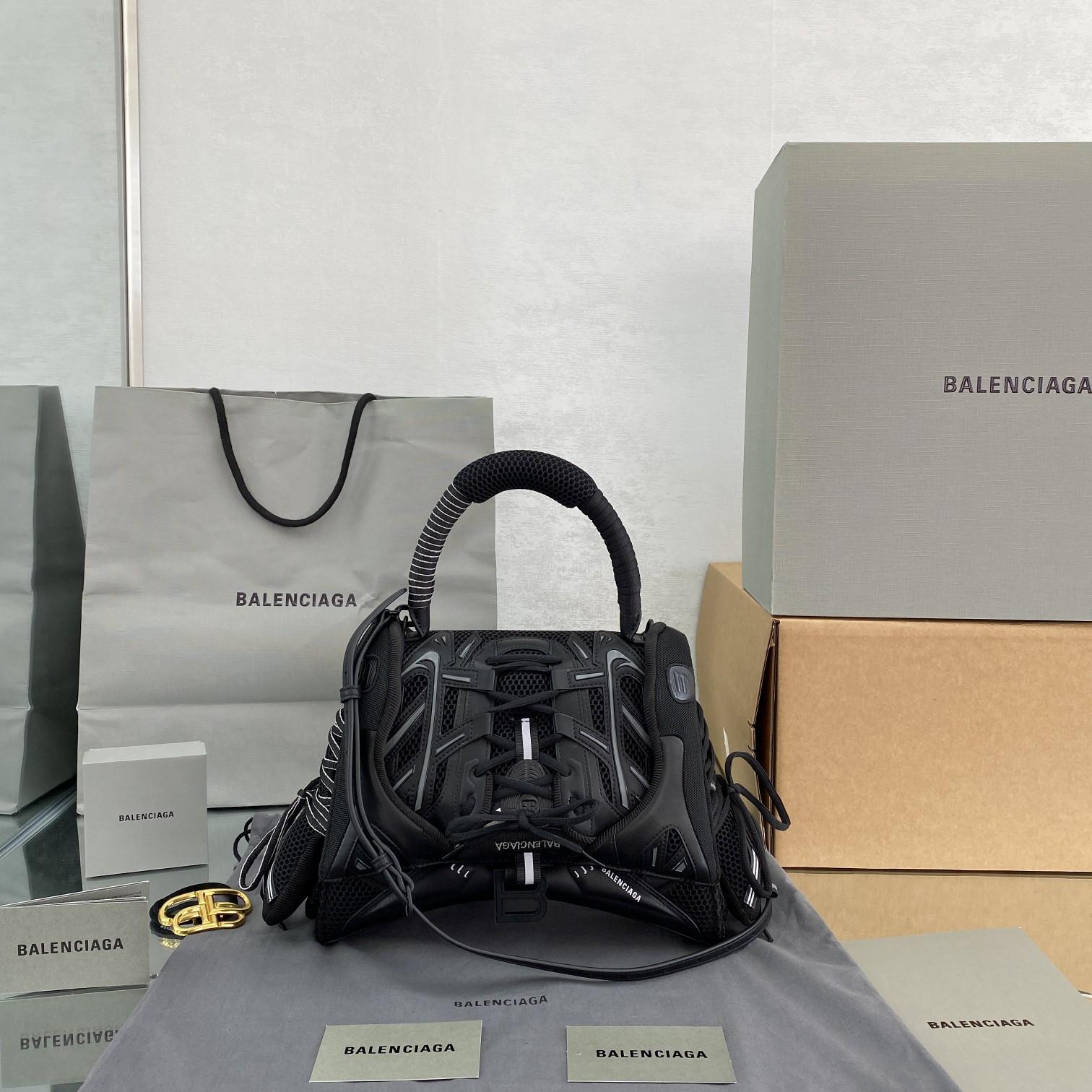 Balenciaga SneakerHead Medium Handbag In Black - EUR FASHION