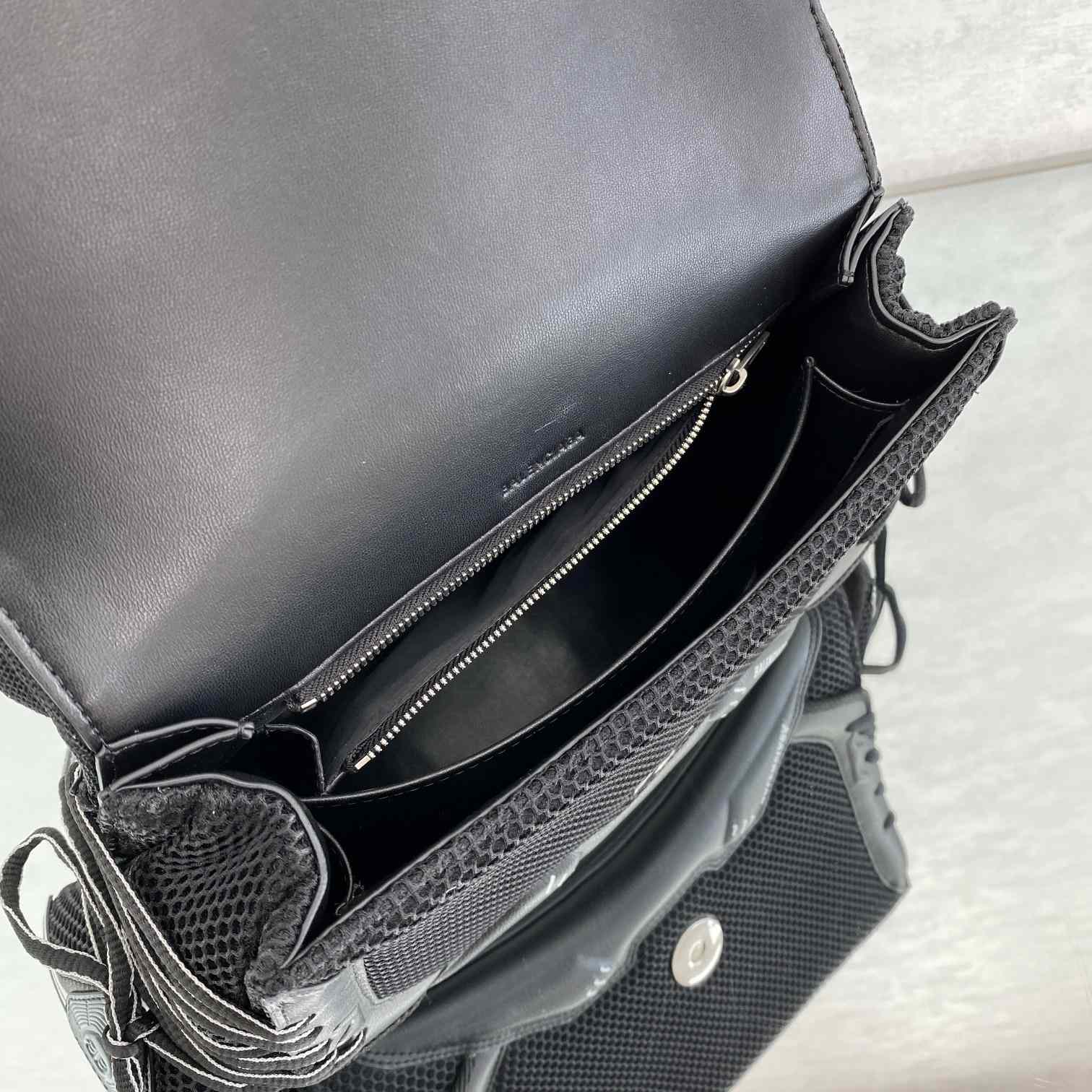 Balenciaga SneakerHead Medium Handbag In Black - EUR FASHION