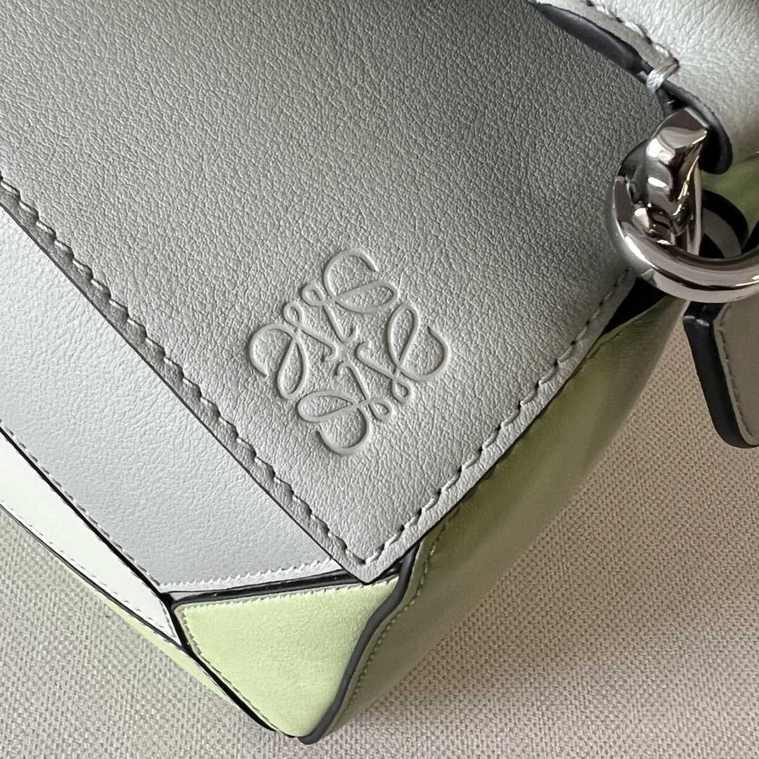 Loewe Small Puzzle Bag In Classic Calfskin - EUR FASHION