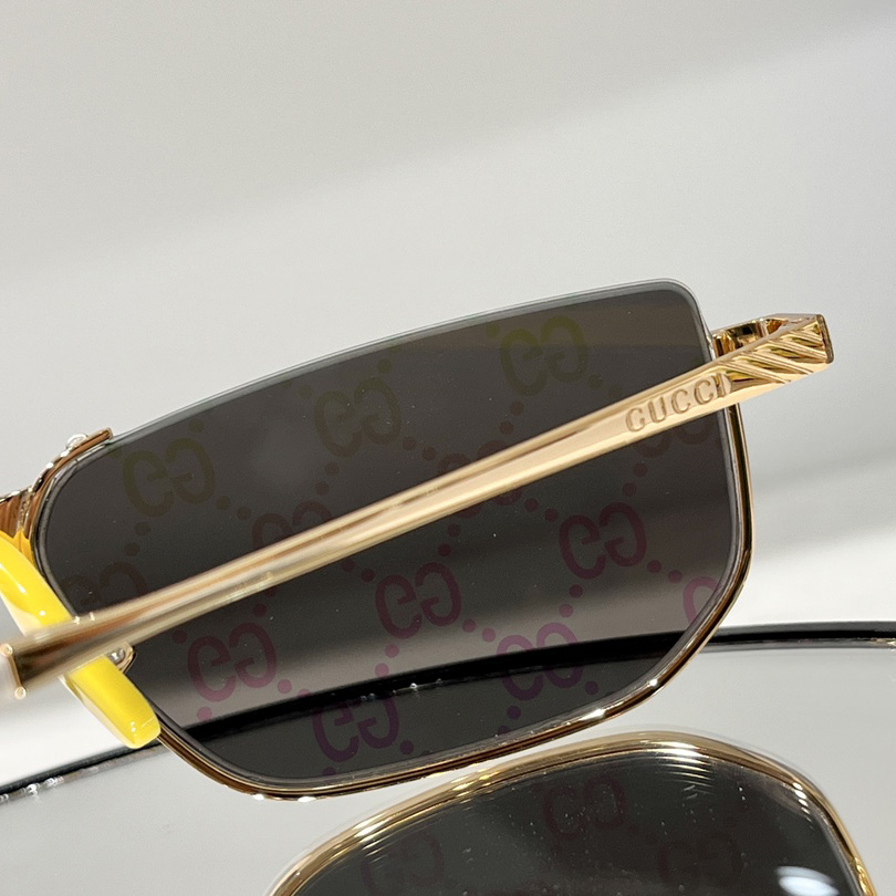 Gucci Rectangle-Frame Gold-Tone Mirrored Sunglasses   GG0627S - EUR FASHION