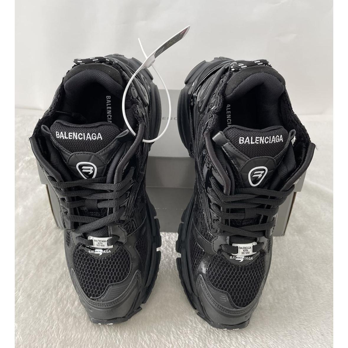 Balenciaga Runner Sneaker In Black - EUR FASHION