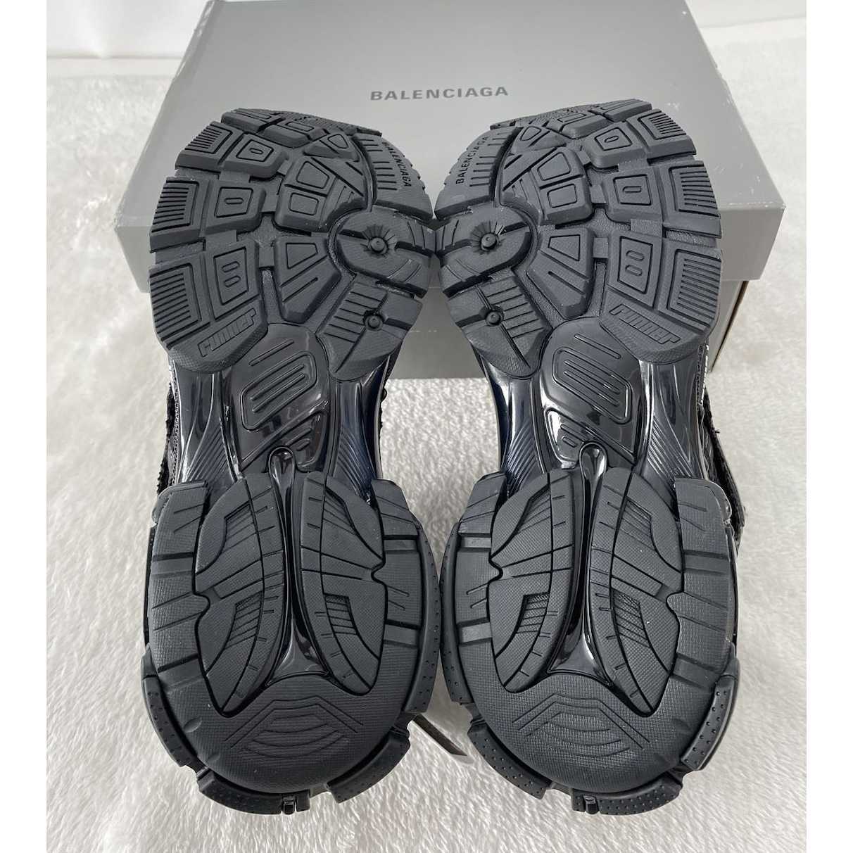 Balenciaga Runner Sneaker In Black - EUR FASHION