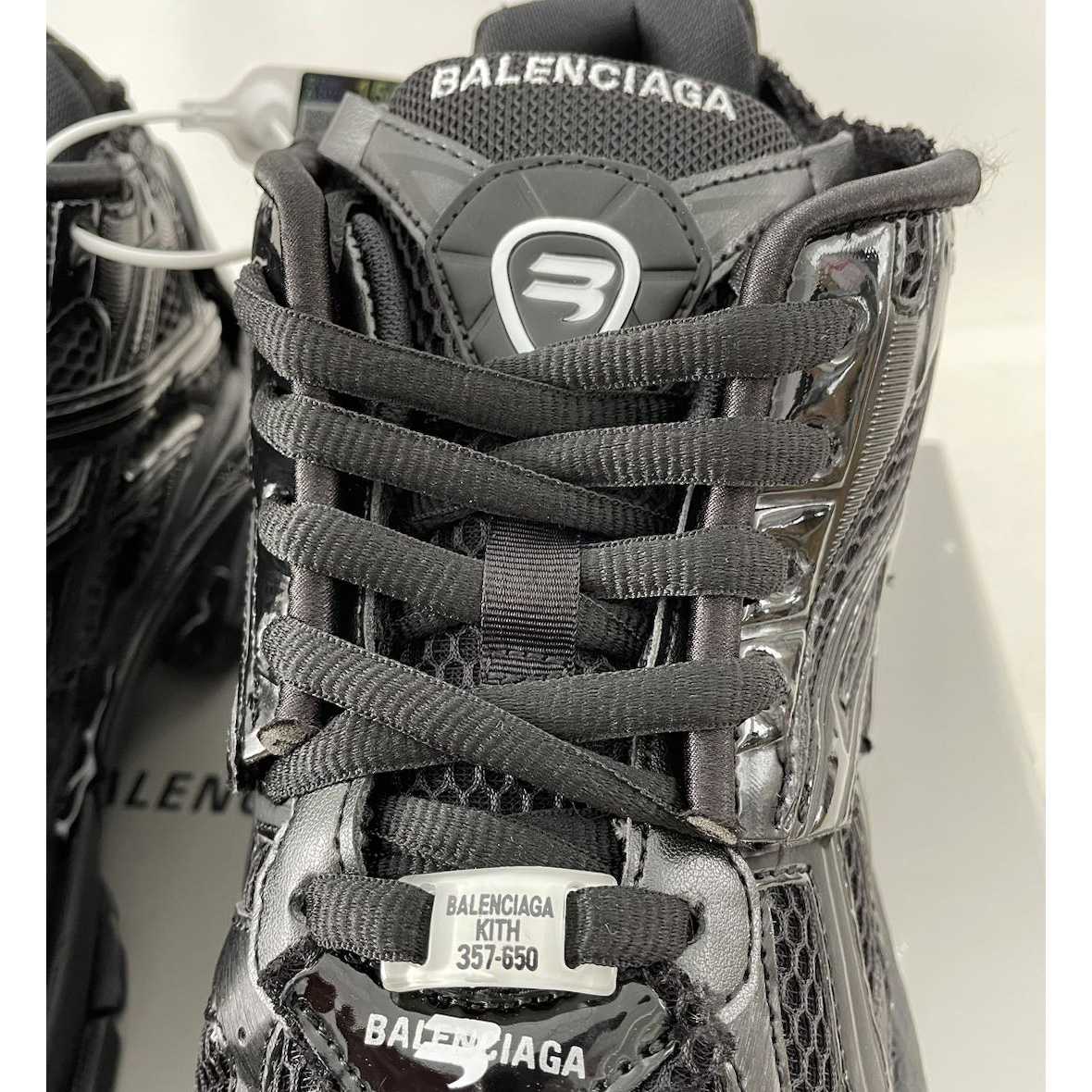 Balenciaga Runner Sneaker In Black - EUR FASHION