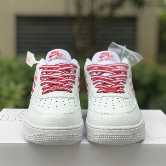 Nike Air Force 1 Low 'Red Gingham' Sneaker       DZ2784-101 - EUR FASHION