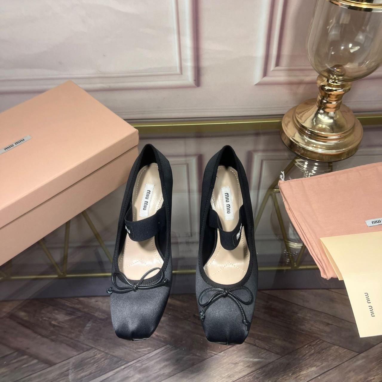 Miu Miu Satin Pumps - EUR FASHION