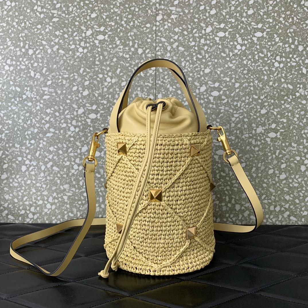 Valenti  Roman Stud Raffia Bucket Bag - EUR FASHION