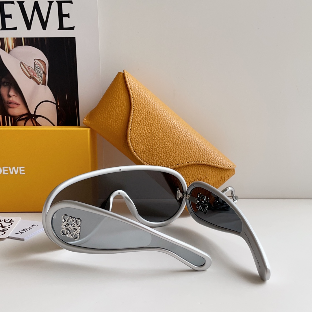 Loewe Wave Mask Sunglasses - EUR FASHION