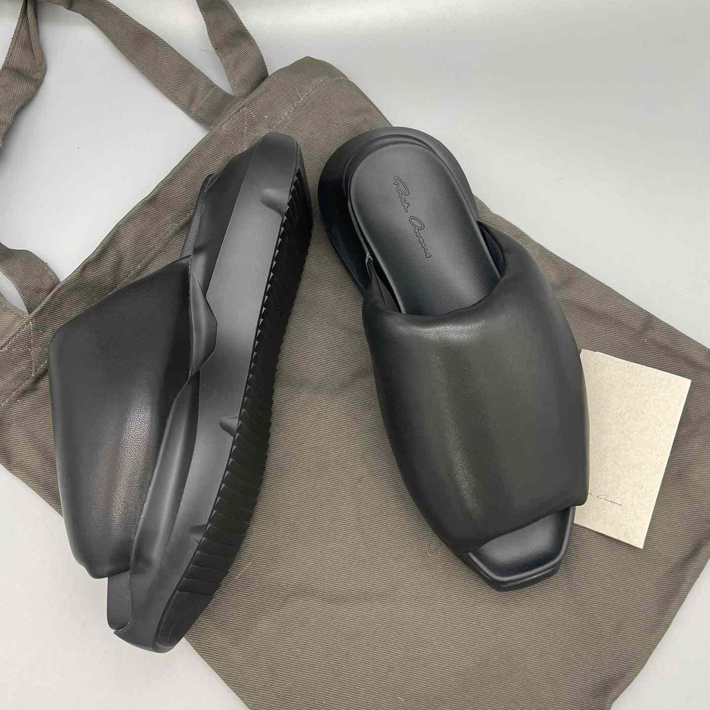 Rick Owens SS23 Edfu Geth Puffer Slide In Black - EUR FASHION