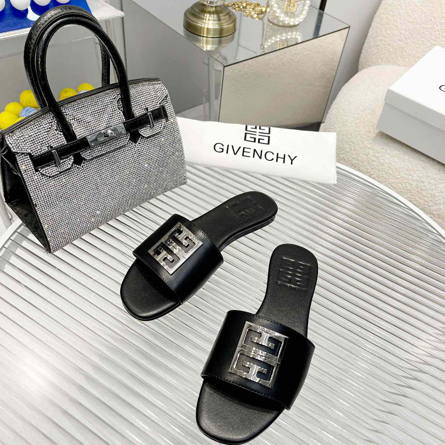 Givenchy Sandals  - EUR FASHION