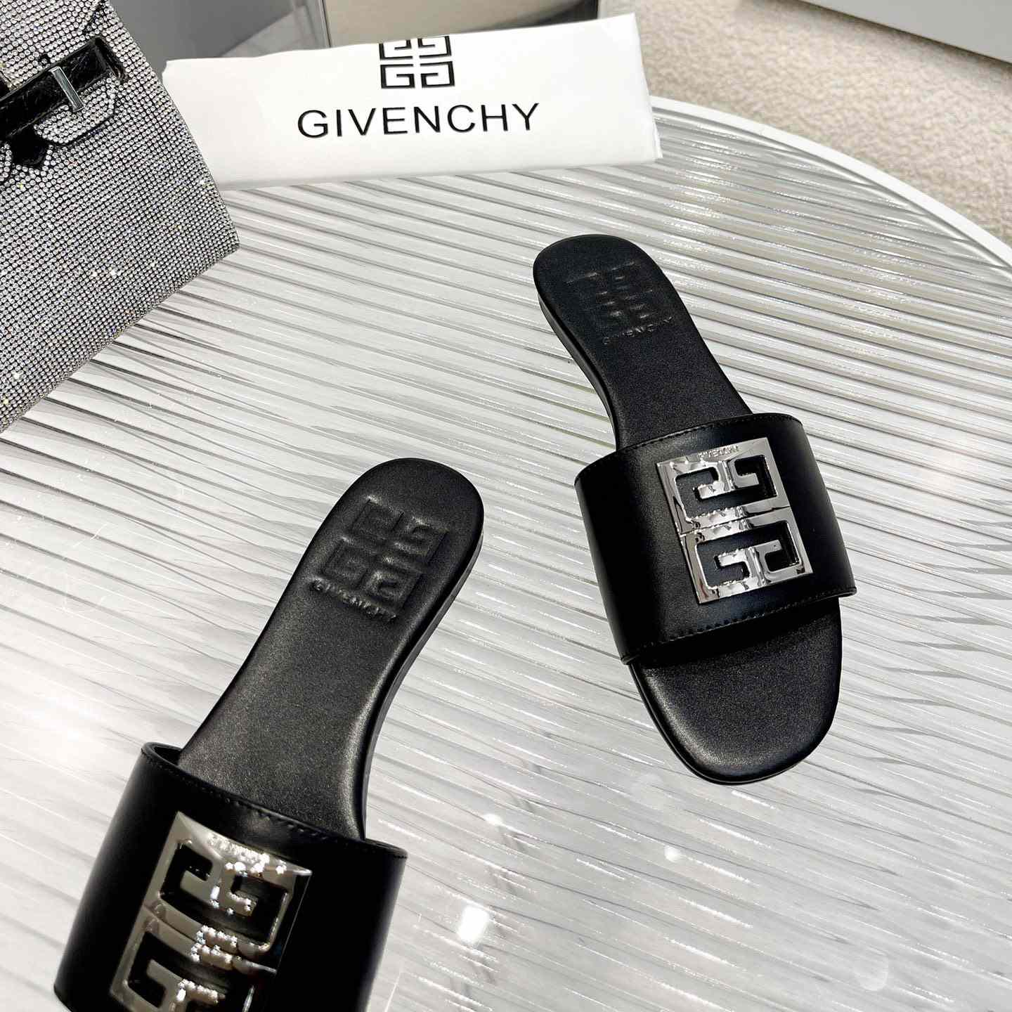 Givenchy Sandals  - EUR FASHION