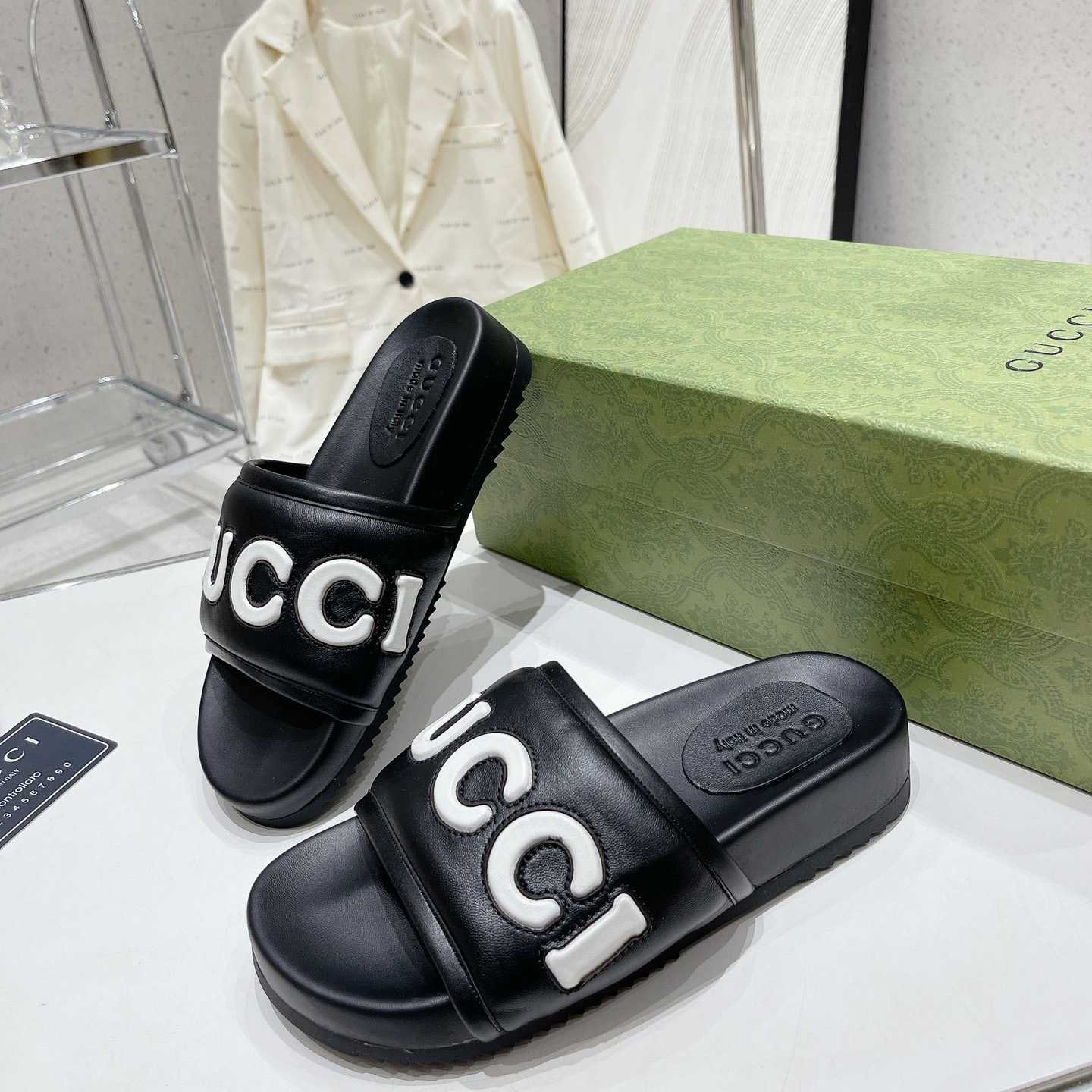 Gucci Slide Sandal  - EUR FASHION