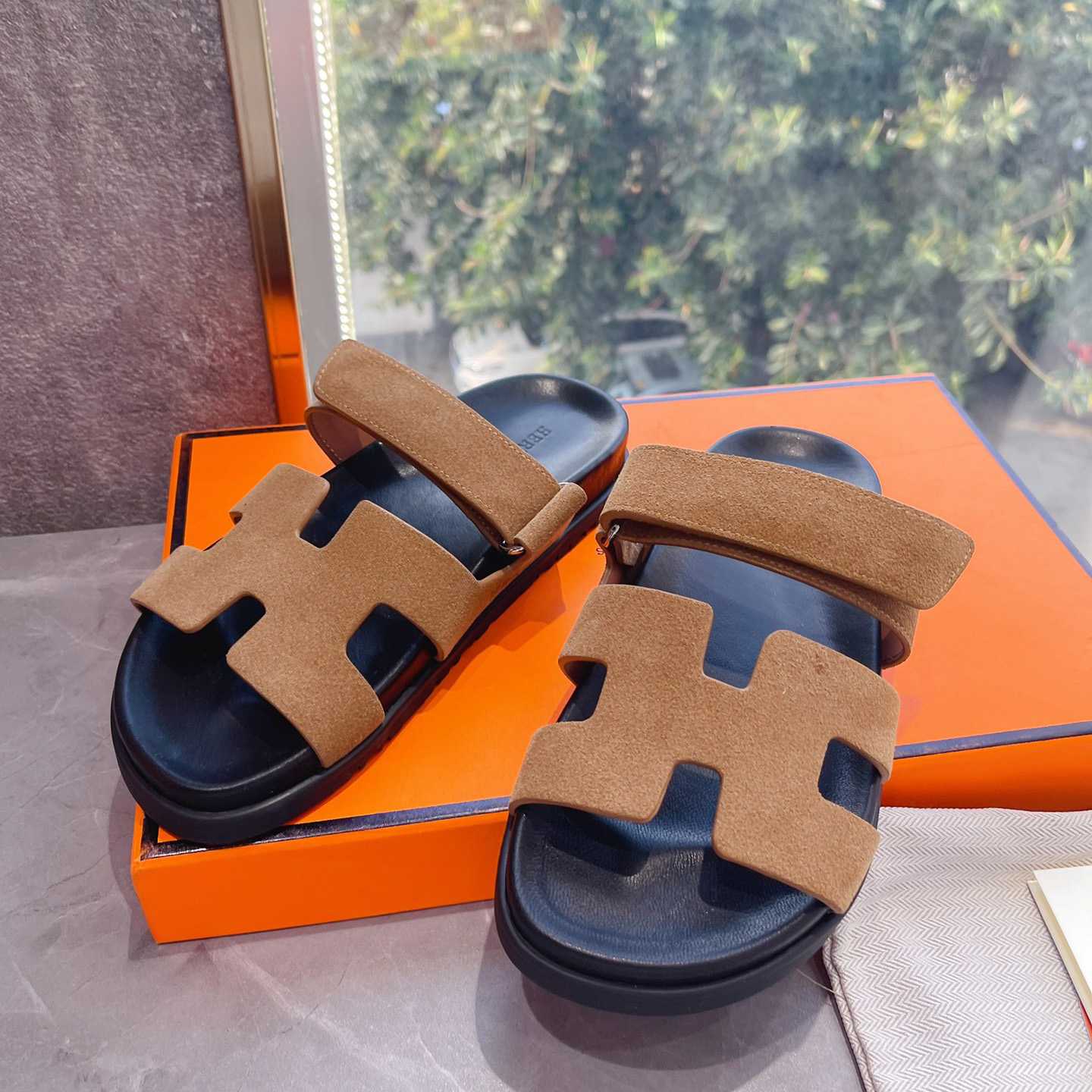 Hermes Authenticated Chypre Sandal  - EUR FASHION