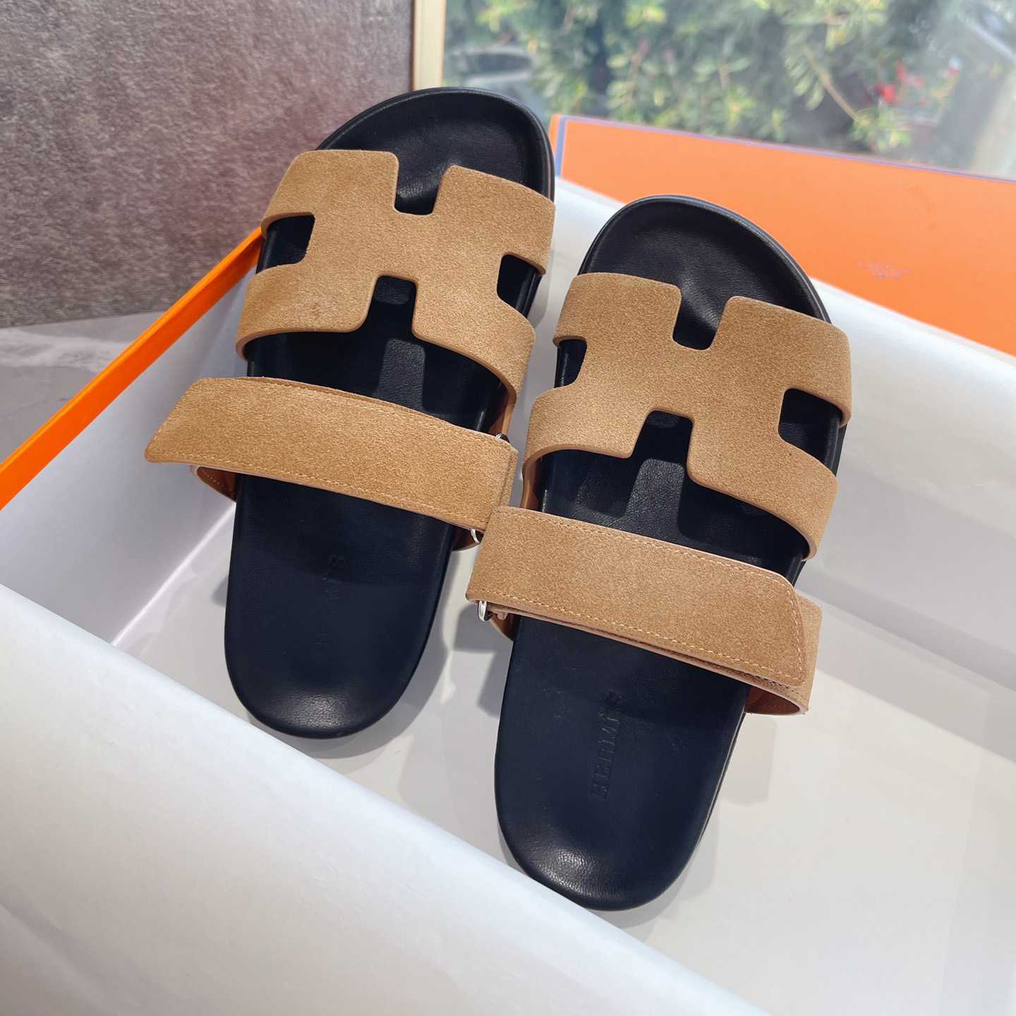 Hermes Authenticated Chypre Sandal  - EUR FASHION