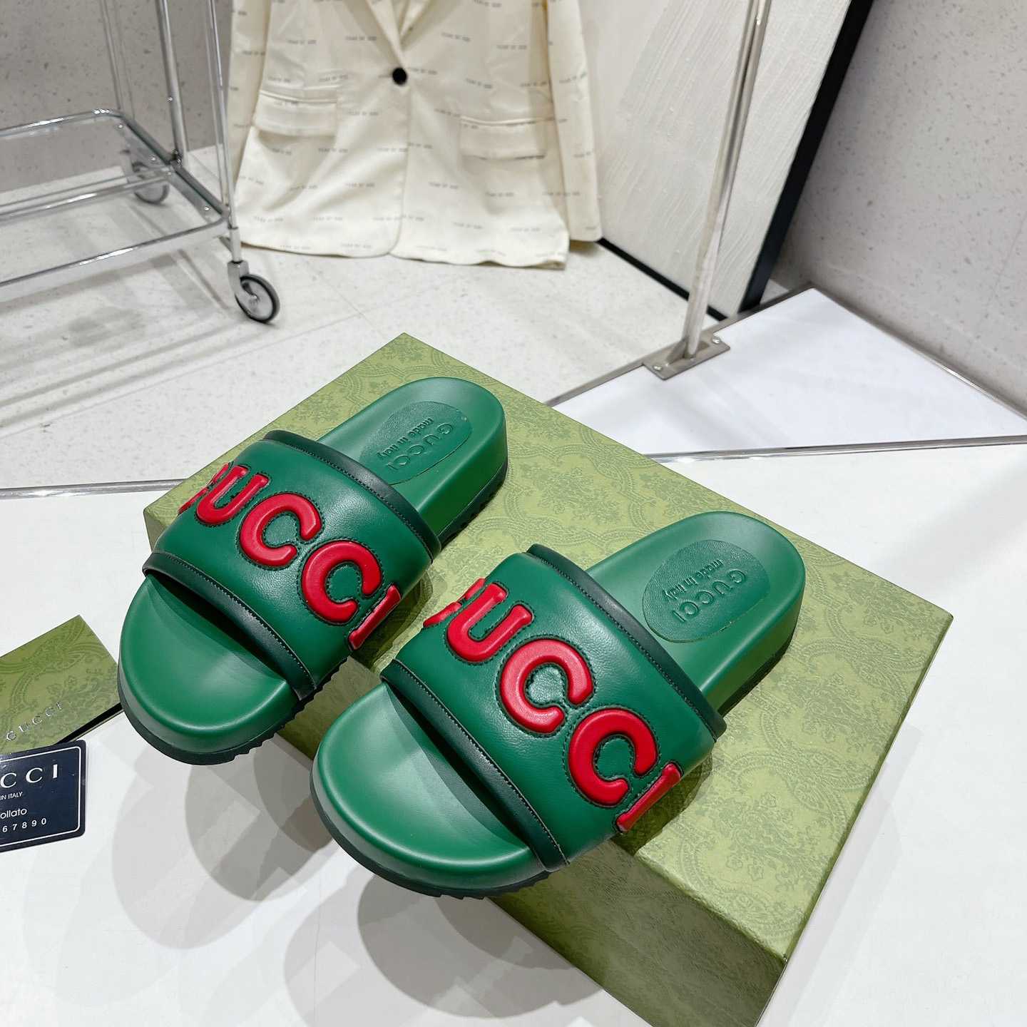 Gucci Slide Sandal  - EUR FASHION