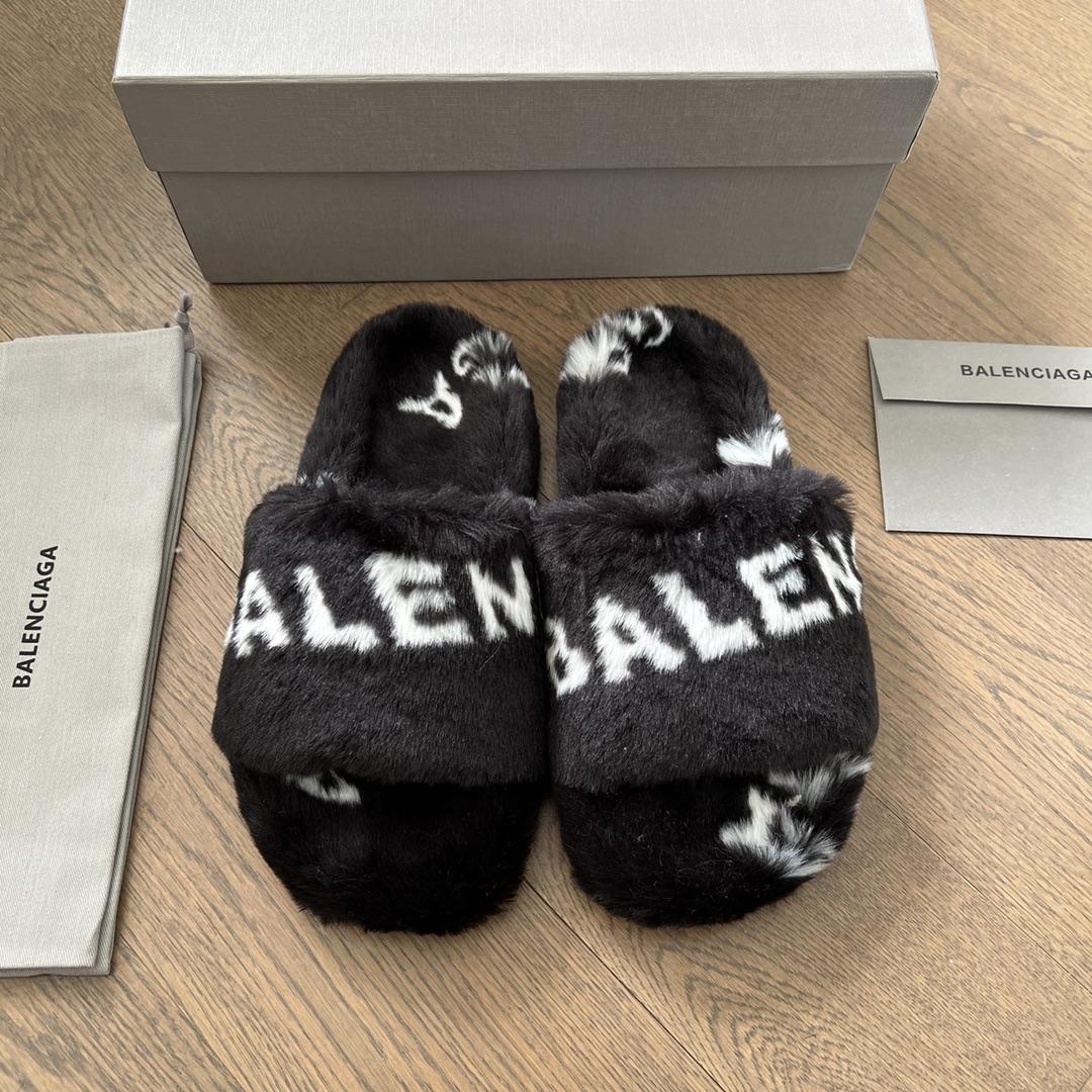 Balenciaga Faux fur Logo Slippers - EUR FASHION