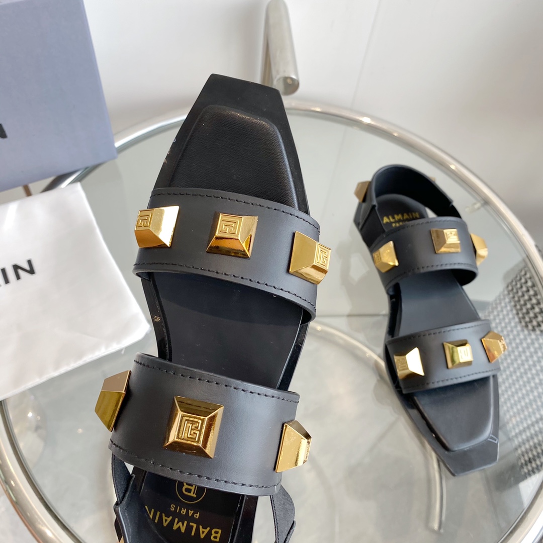 Balmain Studded Flat Sandals - EUR FASHION