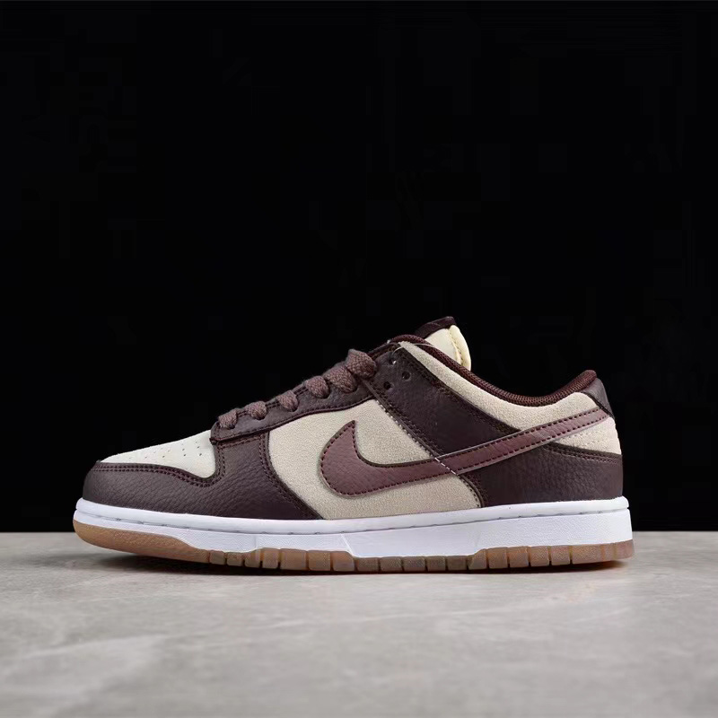 Nike Dunk Low Sneakers     FJ4734-100 - EUR FASHION