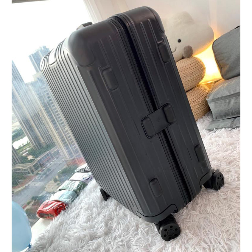 Rimowa Luggage Matt Black 20 - EUR FASHION