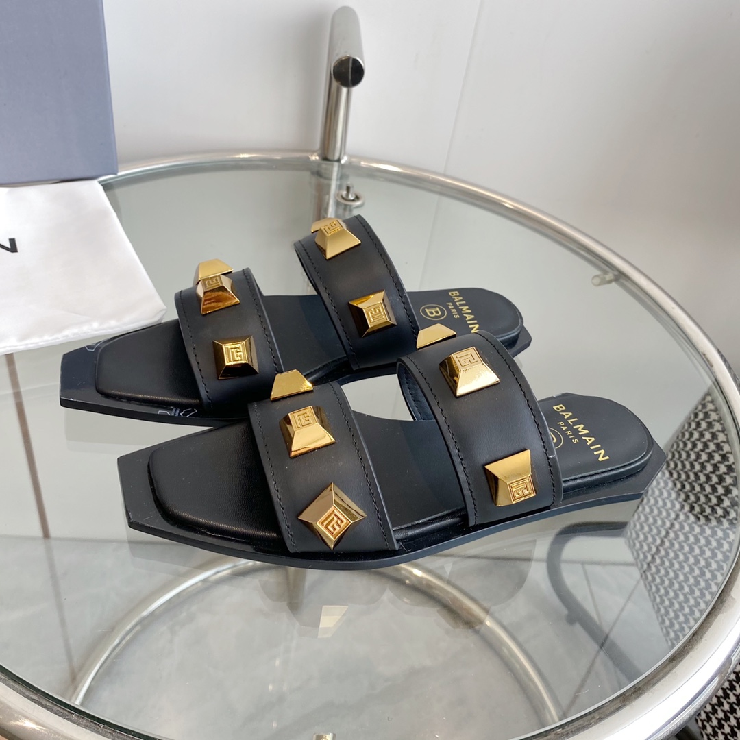 Balmain Ana Studded Leather Slides - EUR FASHION