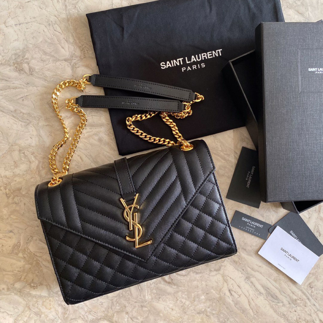 Saint Laurent Shoulder Bag (24-17.5-6cm) - EUR FASHION