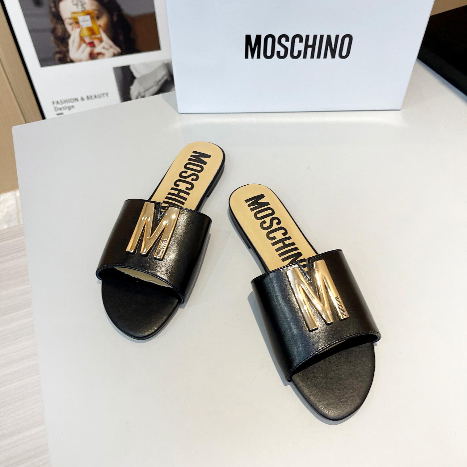 Moschino M Plaque Sandals - EUR FASHION