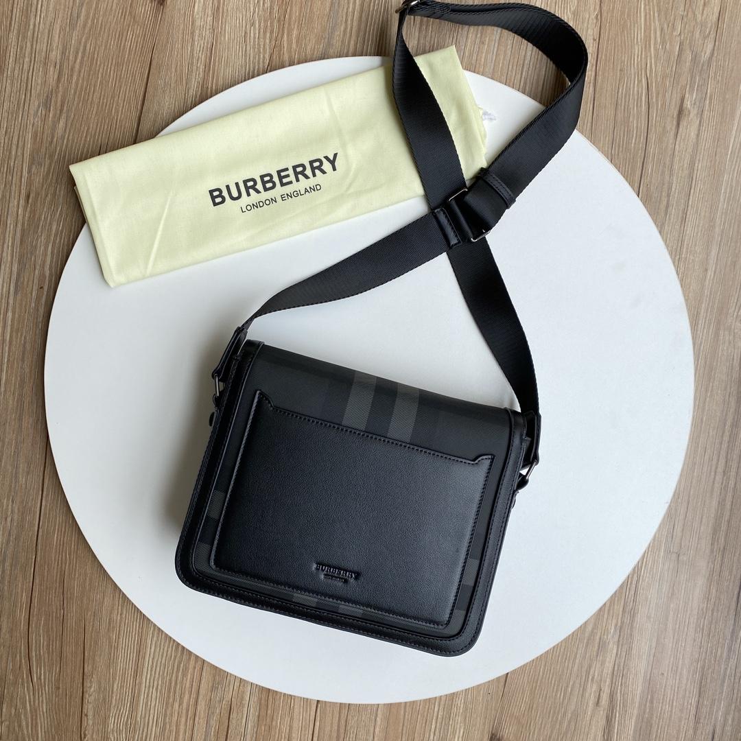 Burberry Small Alfred Messenger Bag - EUR FASHION