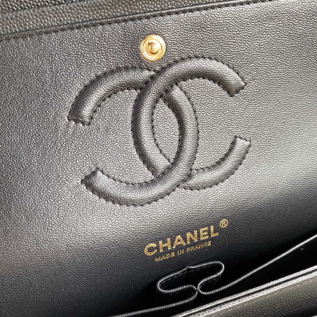 Chanel Classic Handbag - EUR FASHION