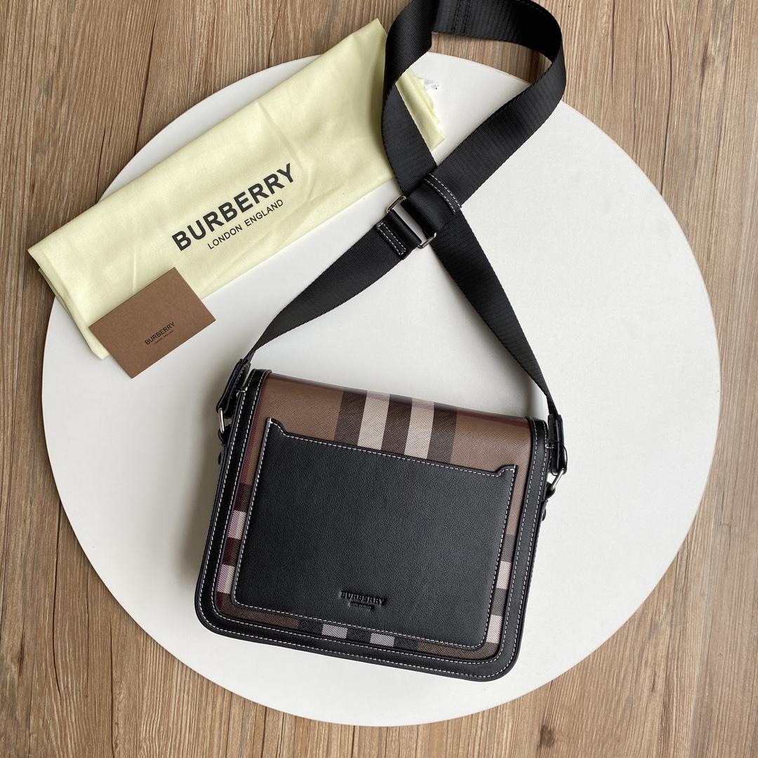 Burberry Small Alfred Messenger Bag - EUR FASHION