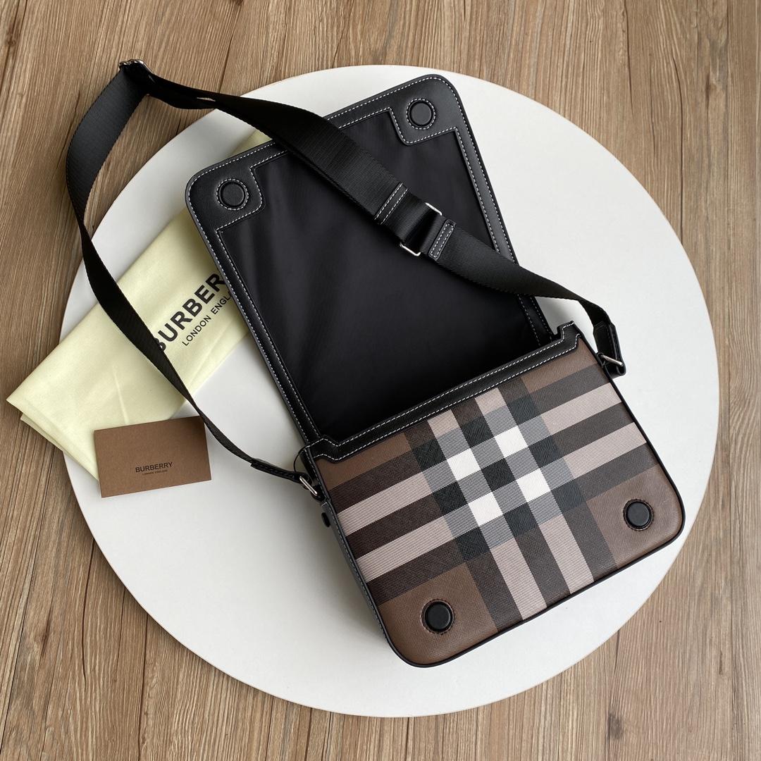 Burberry Small Alfred Messenger Bag - EUR FASHION