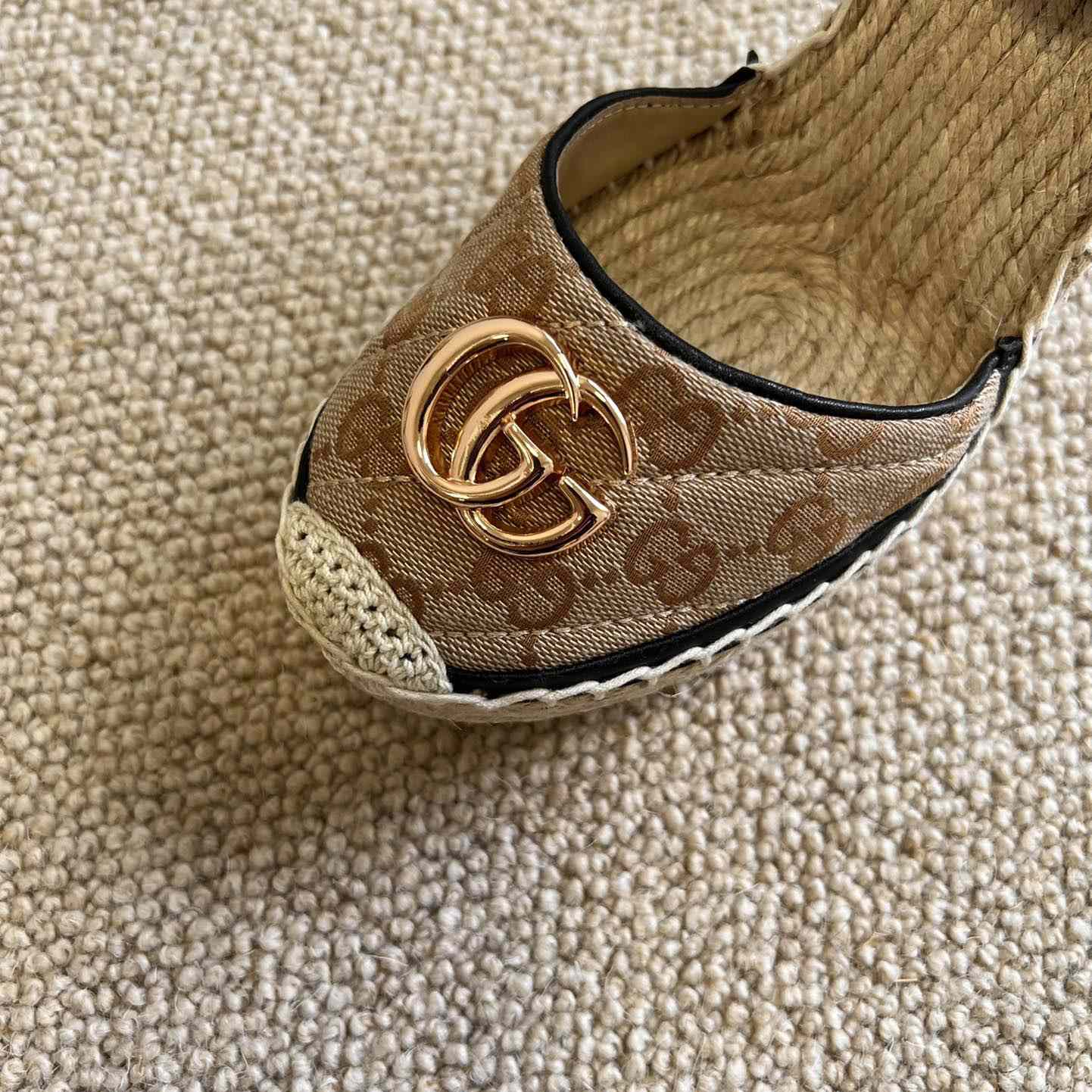 Gucci Women's GG Matelassé Platform Espadrille - EUR FASHION