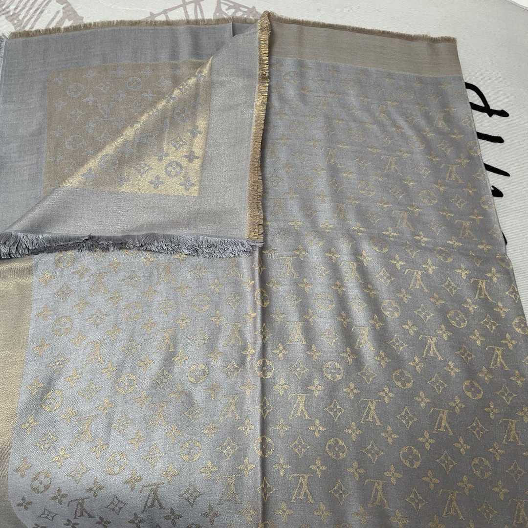 Louis Vuitton Silk Scarf Monogram Shine - EUR FASHION