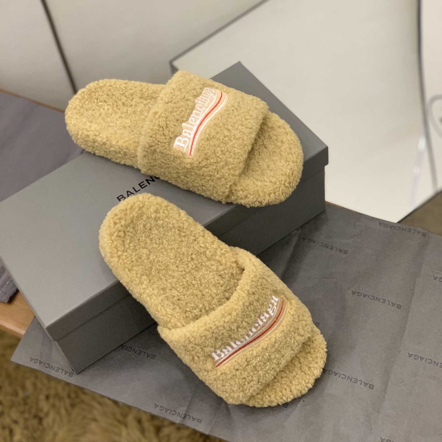 Balenciaga Terry Slide Sandal - EUR FASHION