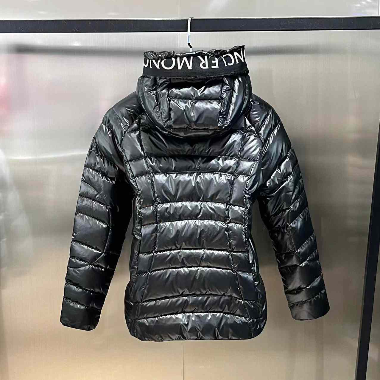 Moncler Narlay Short Down Jacket - EUR FASHION