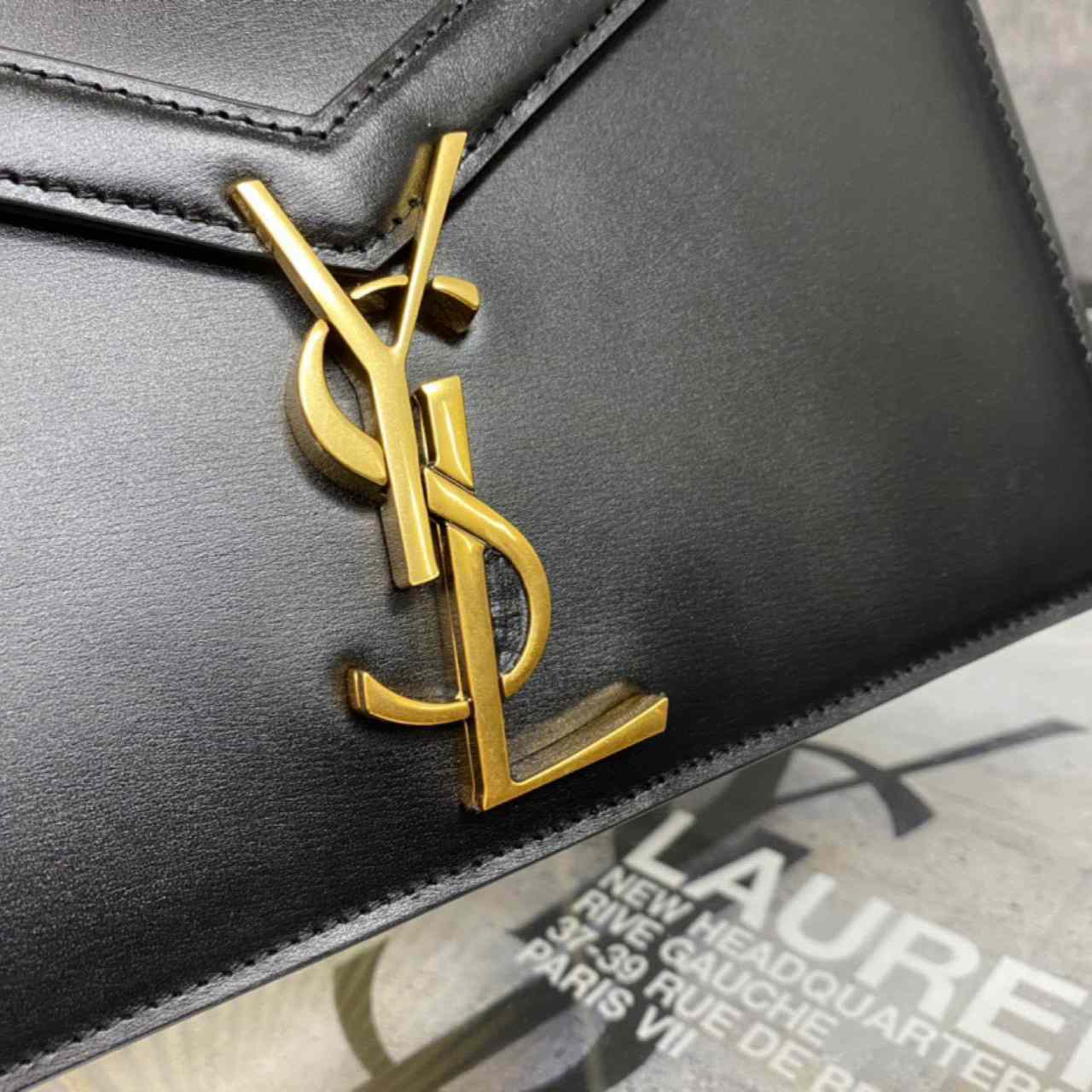 Saint Laurent Black Cassandra Bag (22-16.5-5.5cm) - EUR FASHION