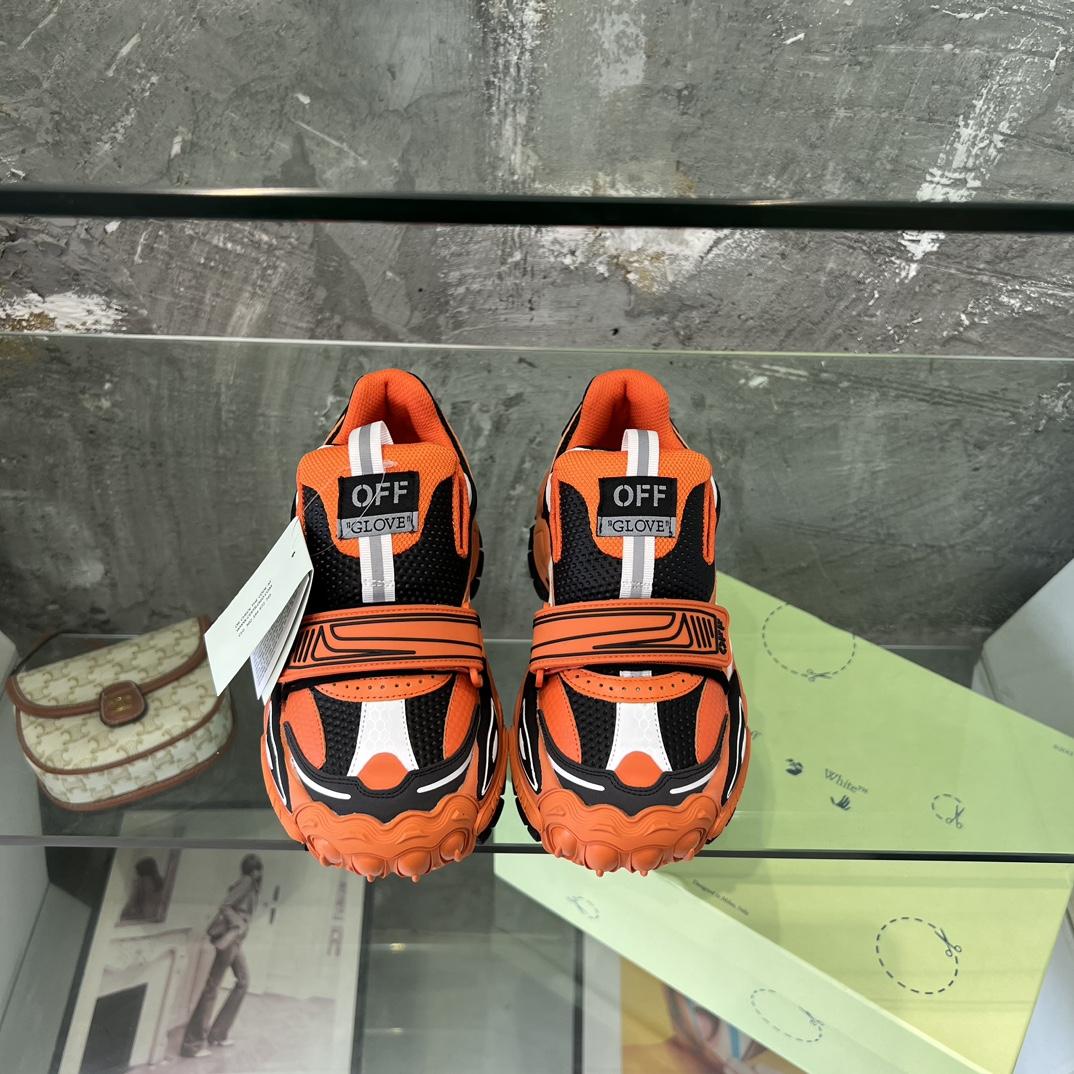 Off White Glove Slip-on Sneakers - EUR FASHION