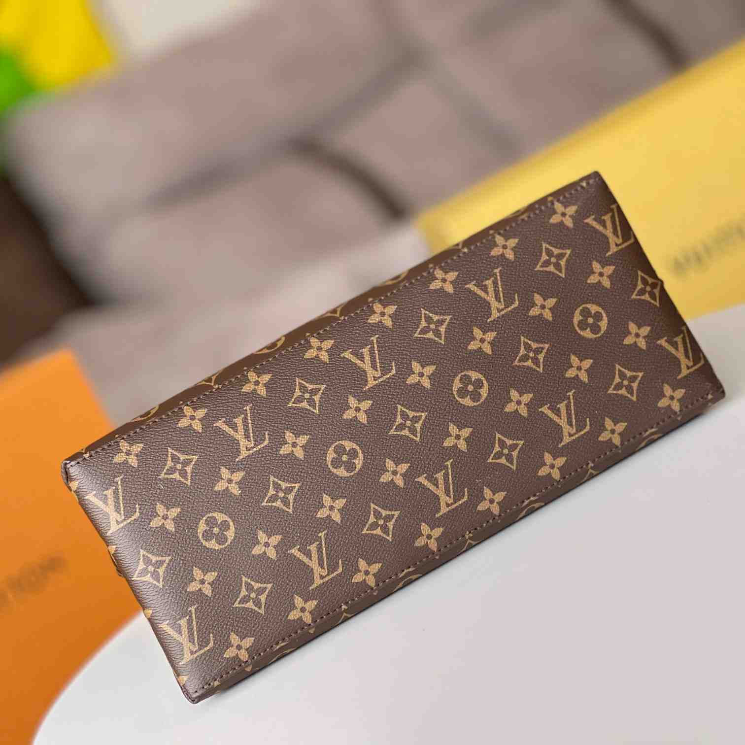 Louis Vuitton Grand Palais (34 x 24 x 15cm) - EUR FASHION