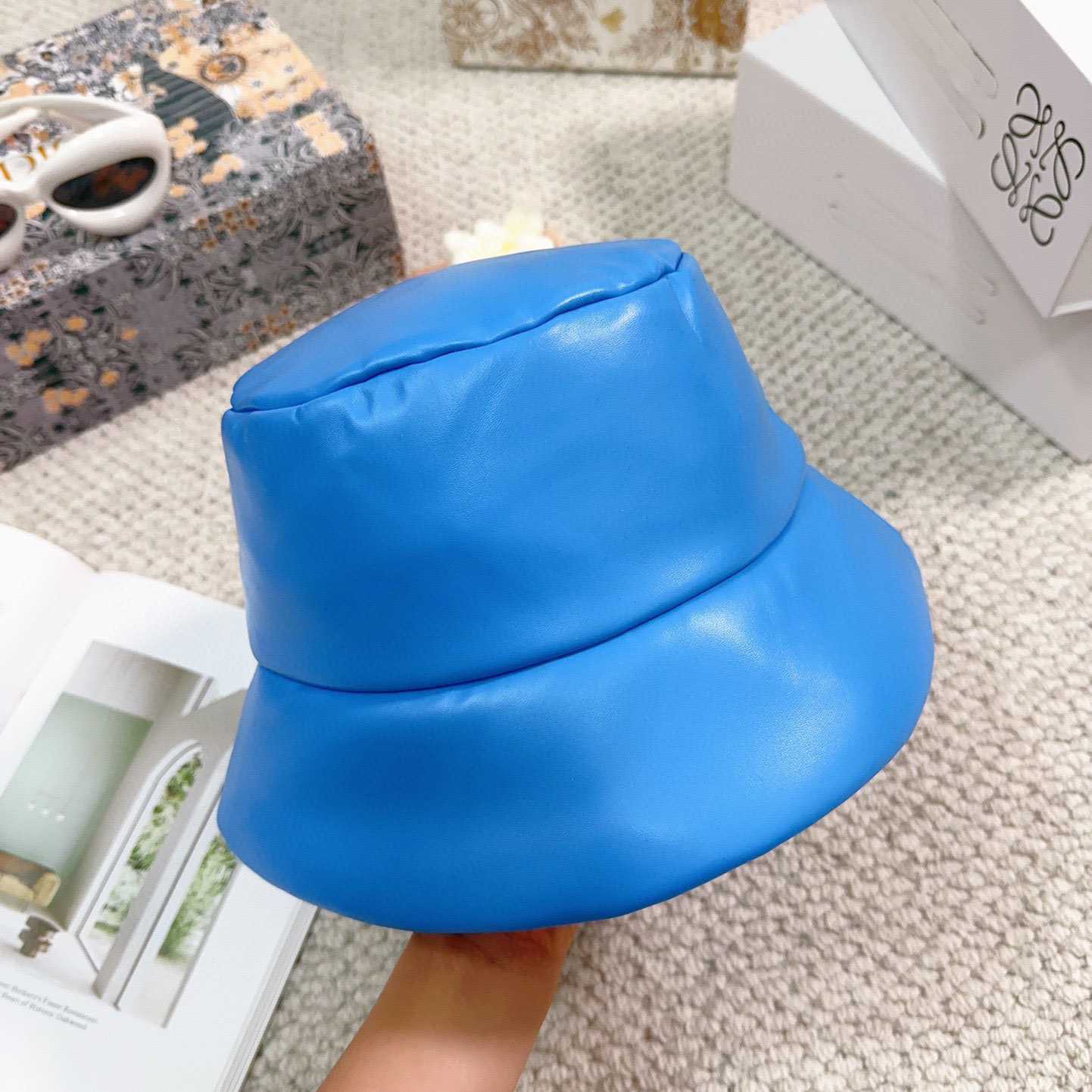 Prada Enamelled-logo Leather Bucket Hat - EUR FASHION