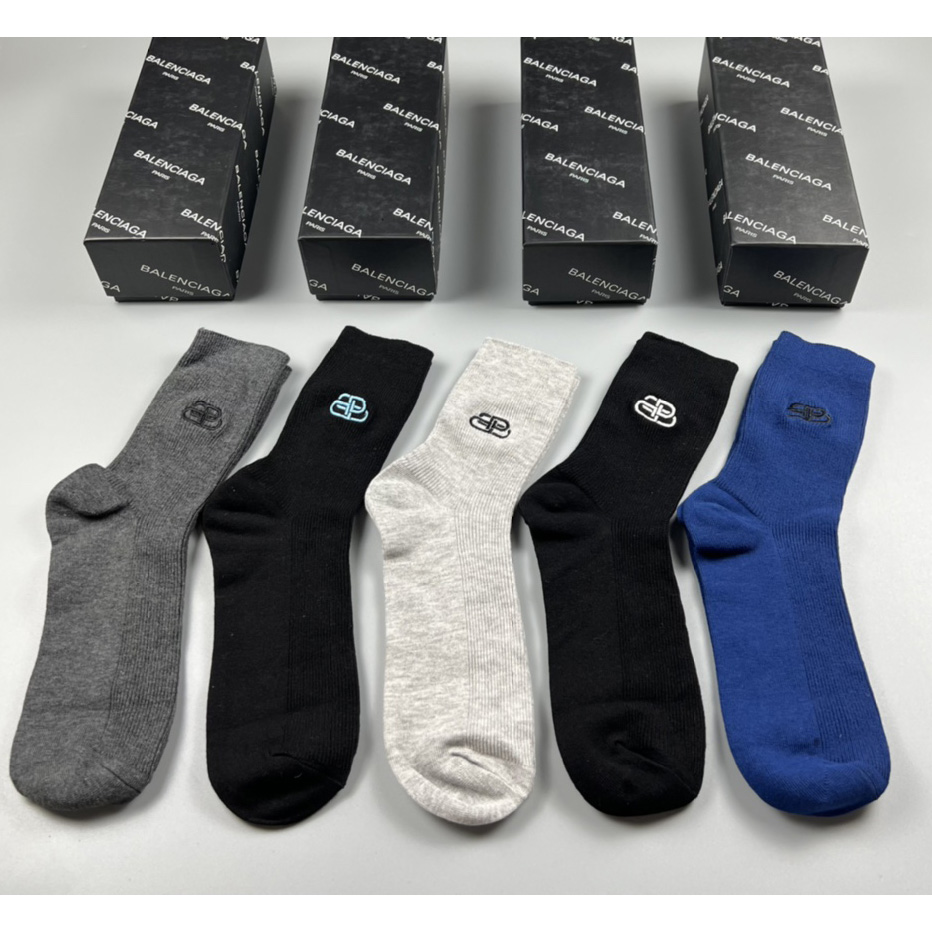 Balenciaga Socks/Box - EUR FASHION