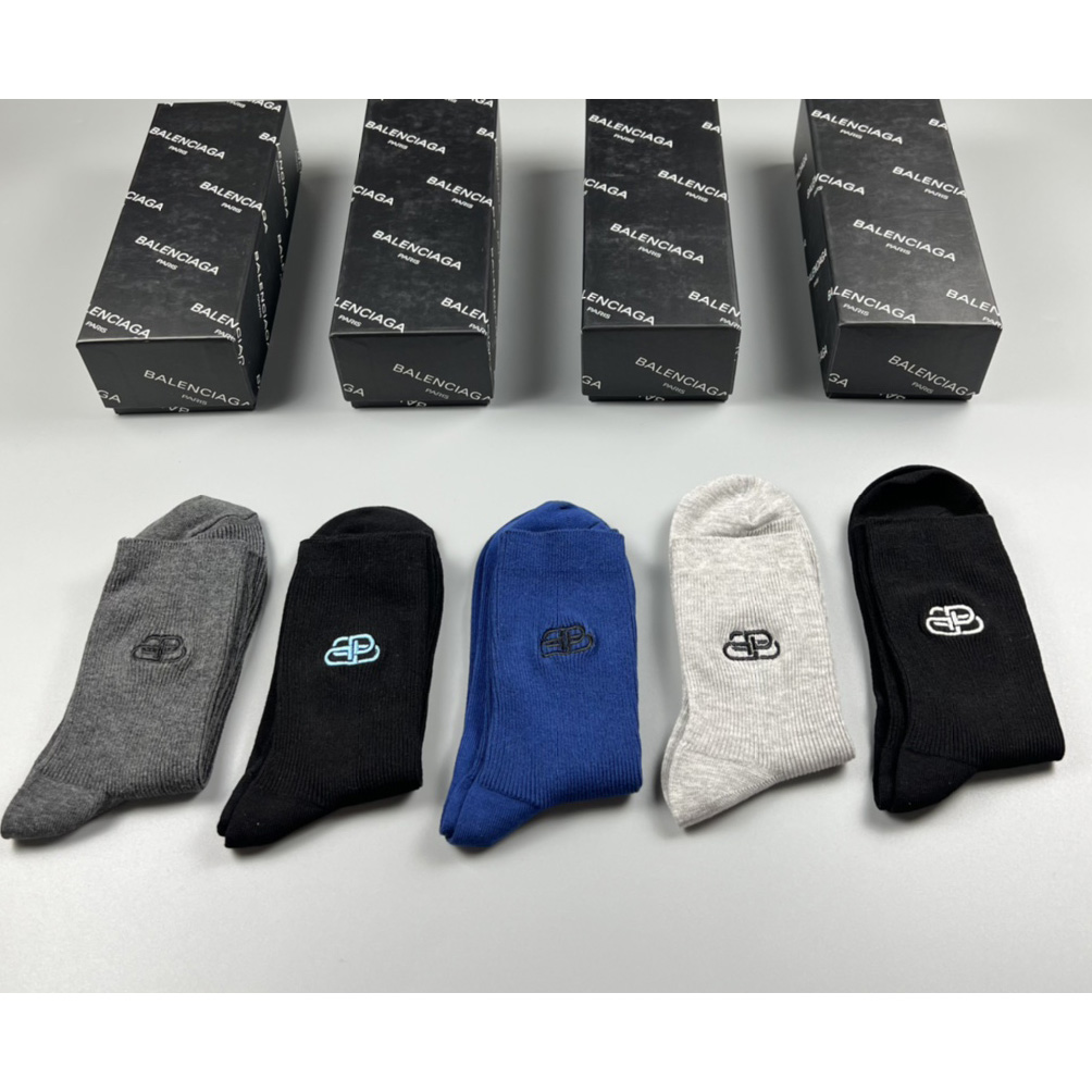 Balenciaga Socks/Box - EUR FASHION