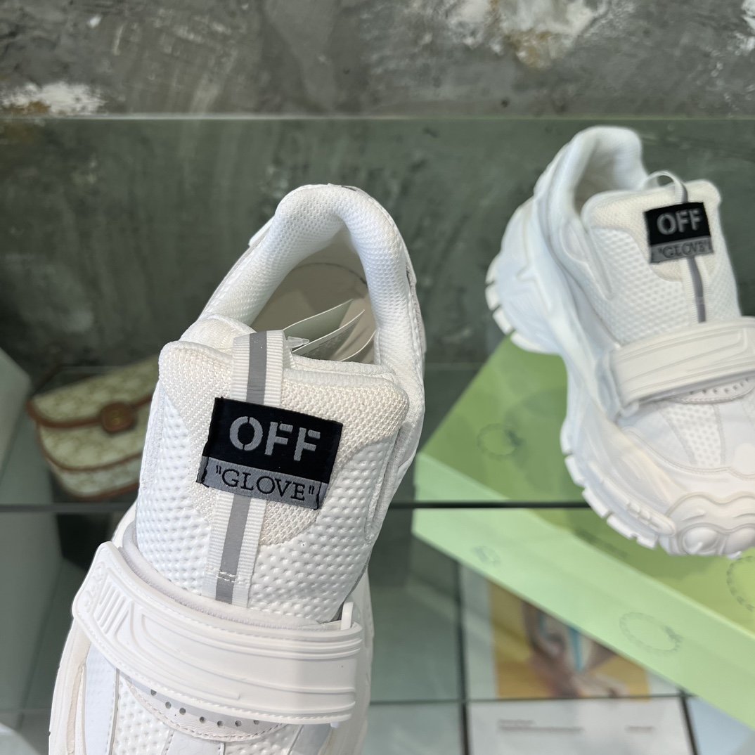 Off White Glove Slip-on Sneakers - EUR FASHION