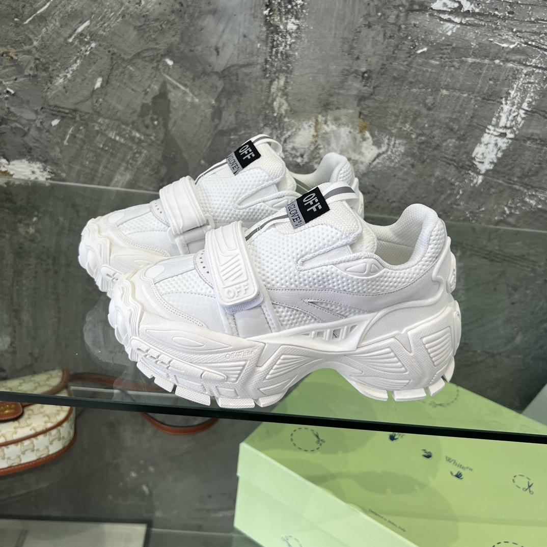 Off White Glove Slip-on Sneakers - EUR FASHION