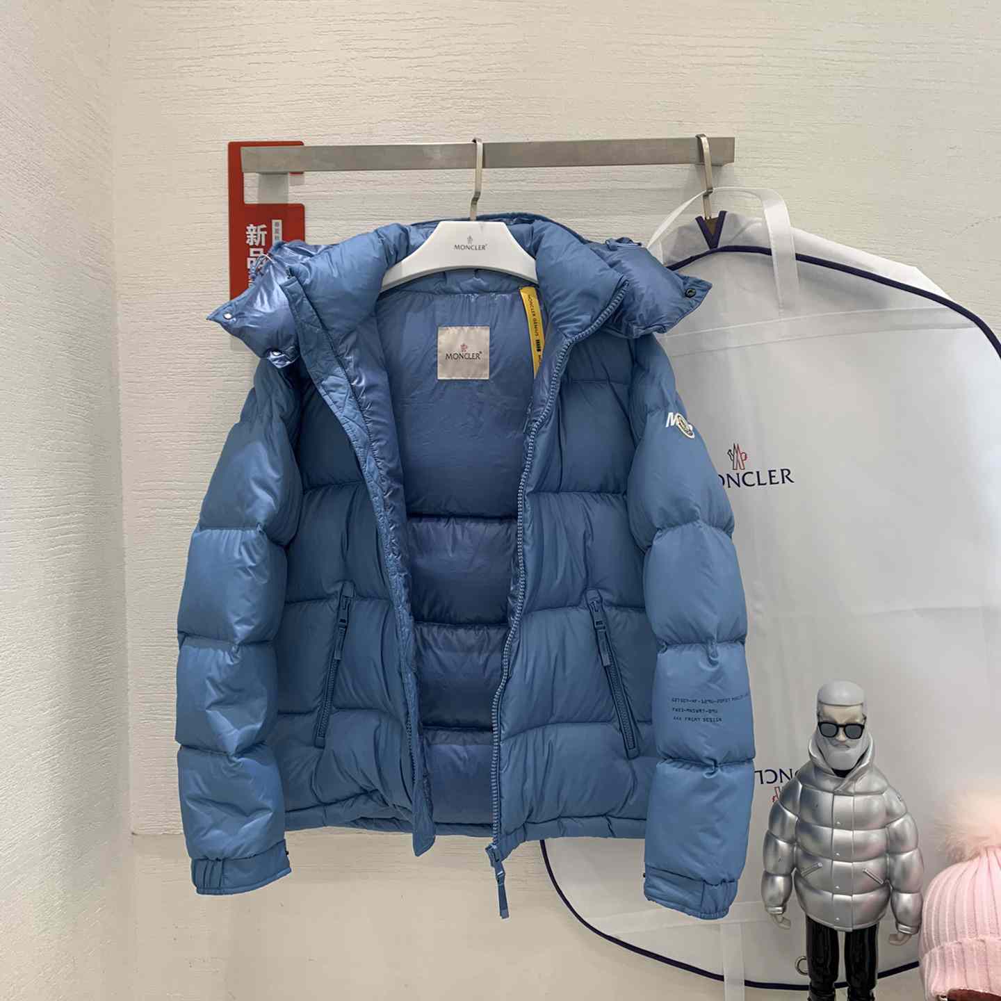 Moncler Acanthus Short Down Jacket - EUR FASHION