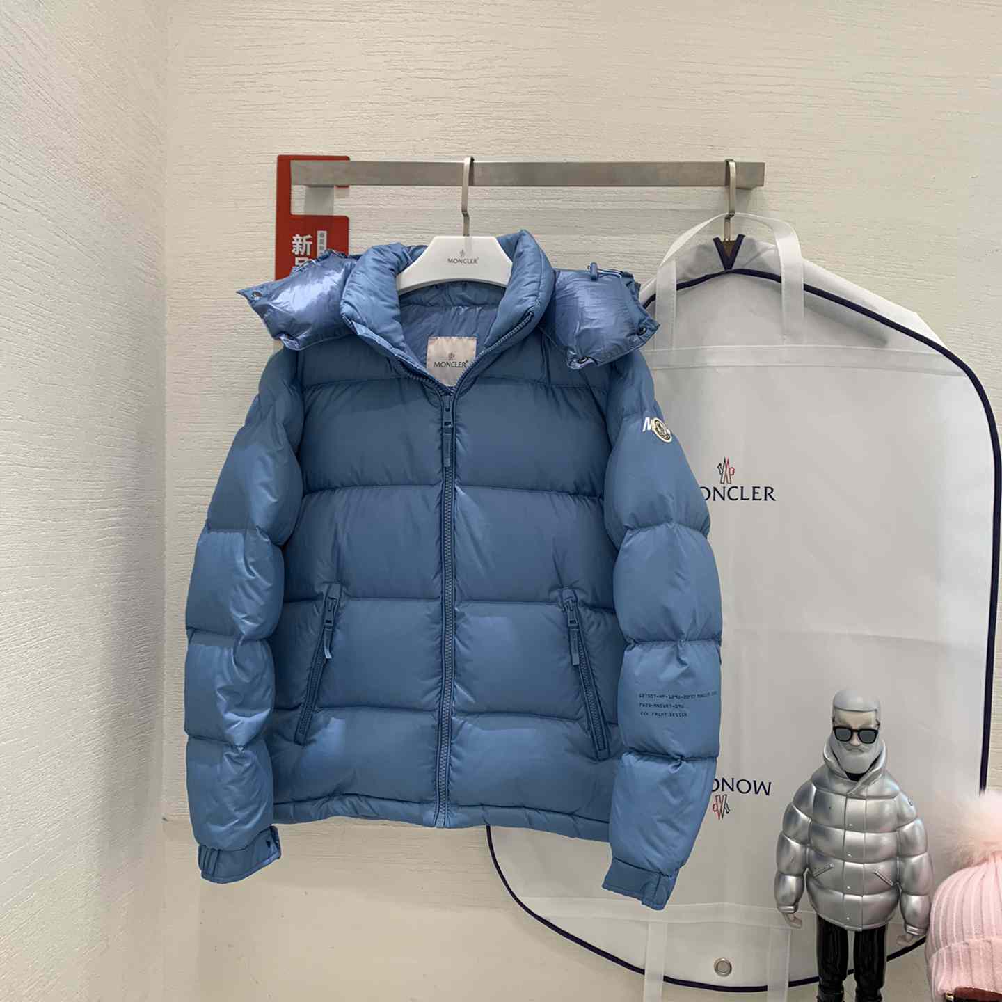 Moncler Acanthus Short Down Jacket - EUR FASHION