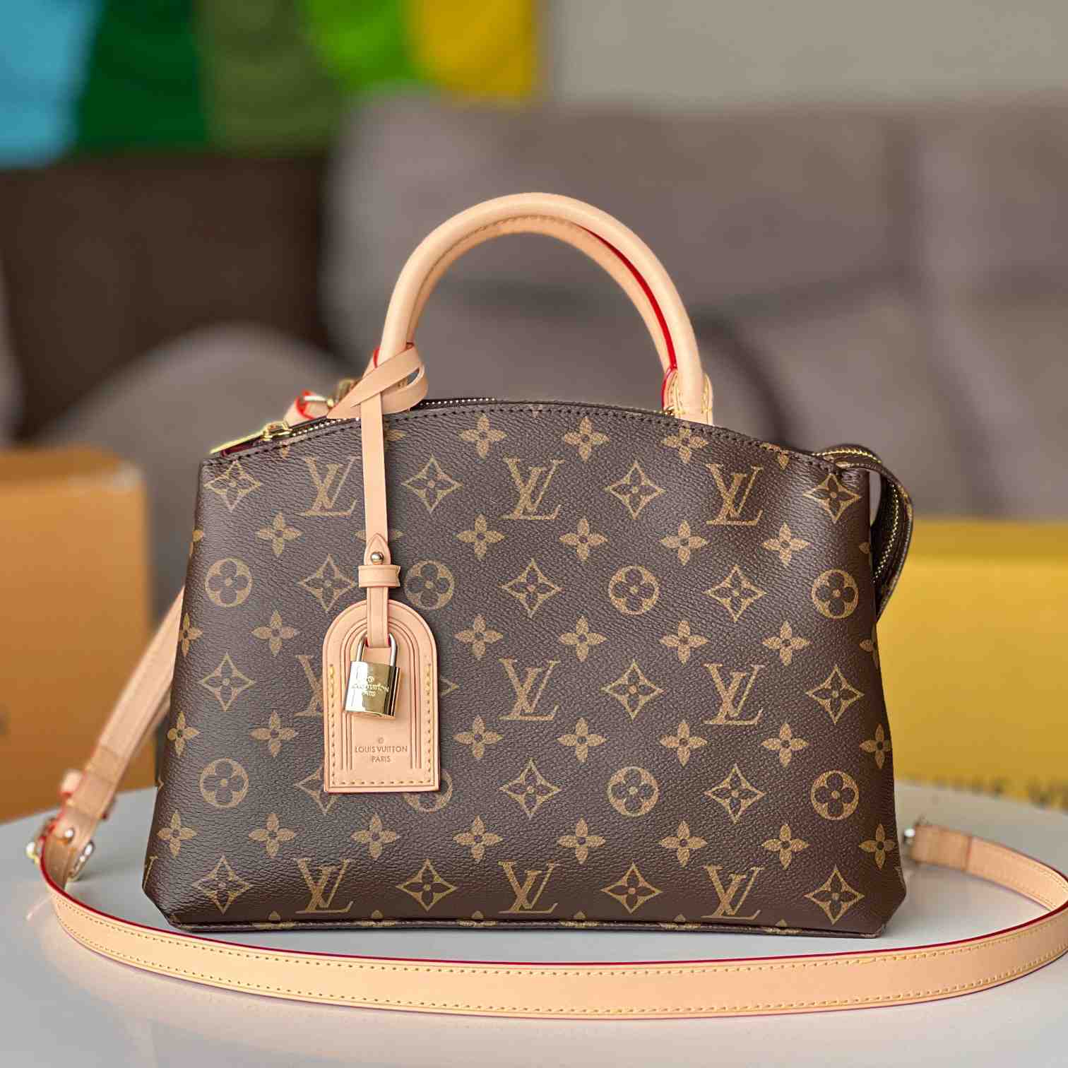 Louis Vuitton Petit Palais  (29x18x12.5CM)   M45900 - EUR FASHION