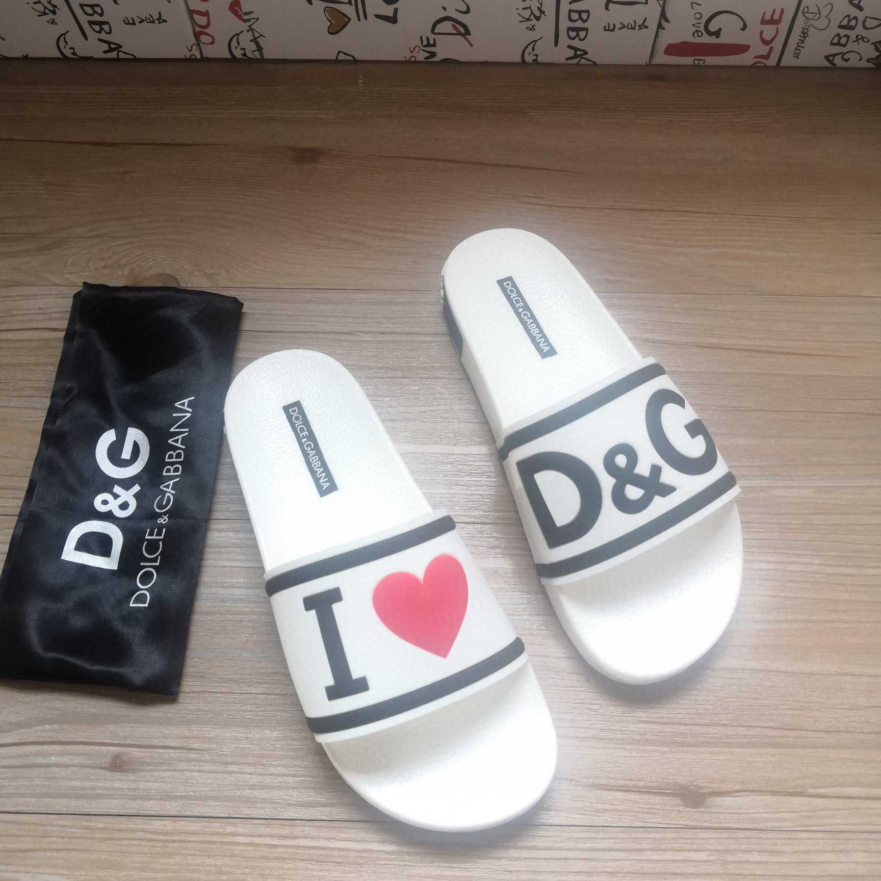 Dolce & Gabbana Logo Slides - EUR FASHION