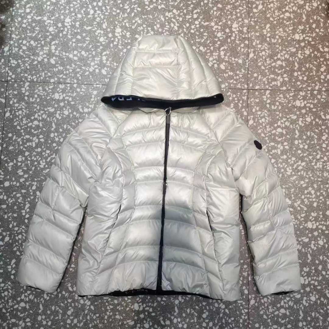 Moncler Narlay Short Down Jacket - EUR FASHION